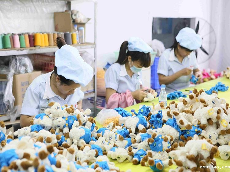 泰华星空彩票贴吧厂家：必须让员工感受到家的温暖
